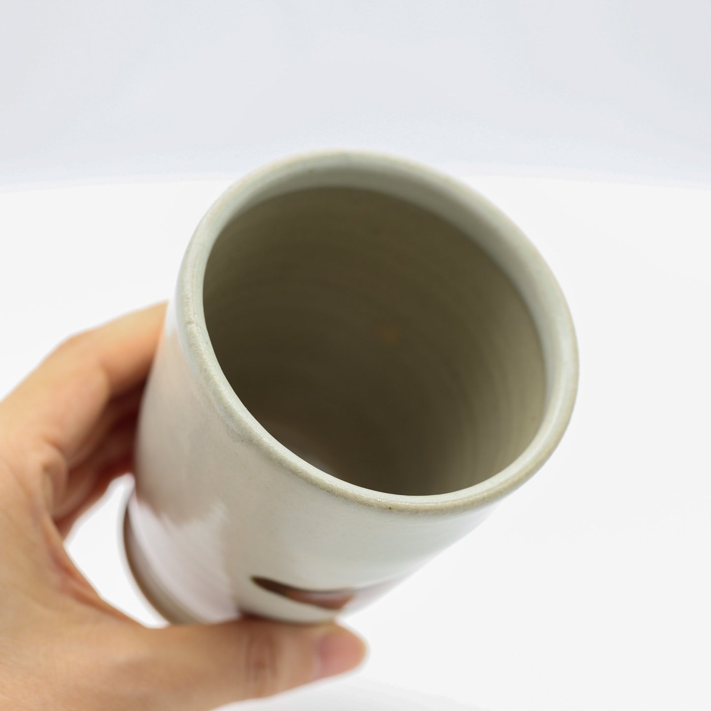 大塚雅淑 糠釉フリーカップ サイズ感 - カップ・湯呑・猪口 | 益子焼 陶庫
