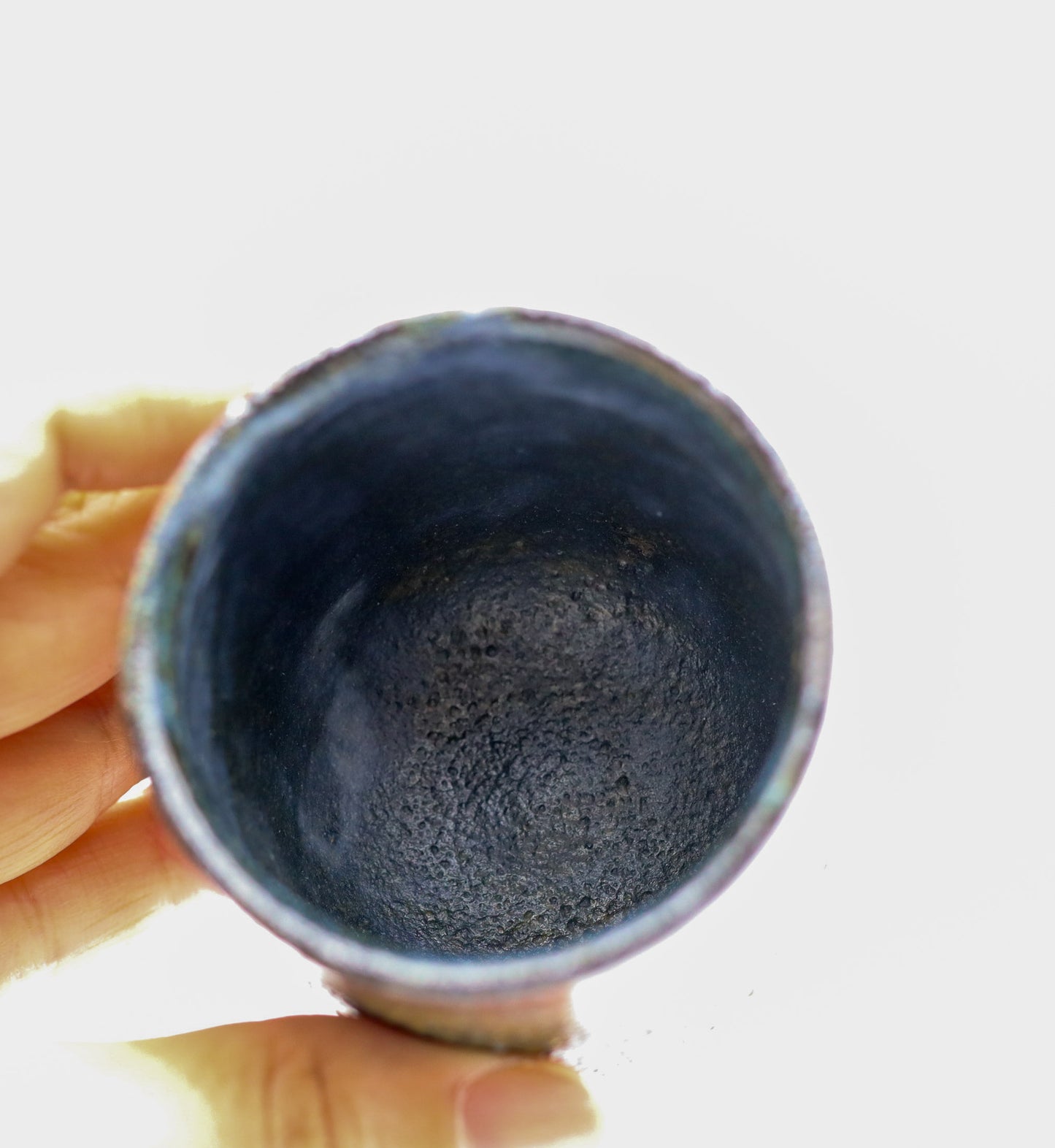 大塚雅淑 青錆ぐい呑 画像6 - 酒器 | 益子焼 陶庫