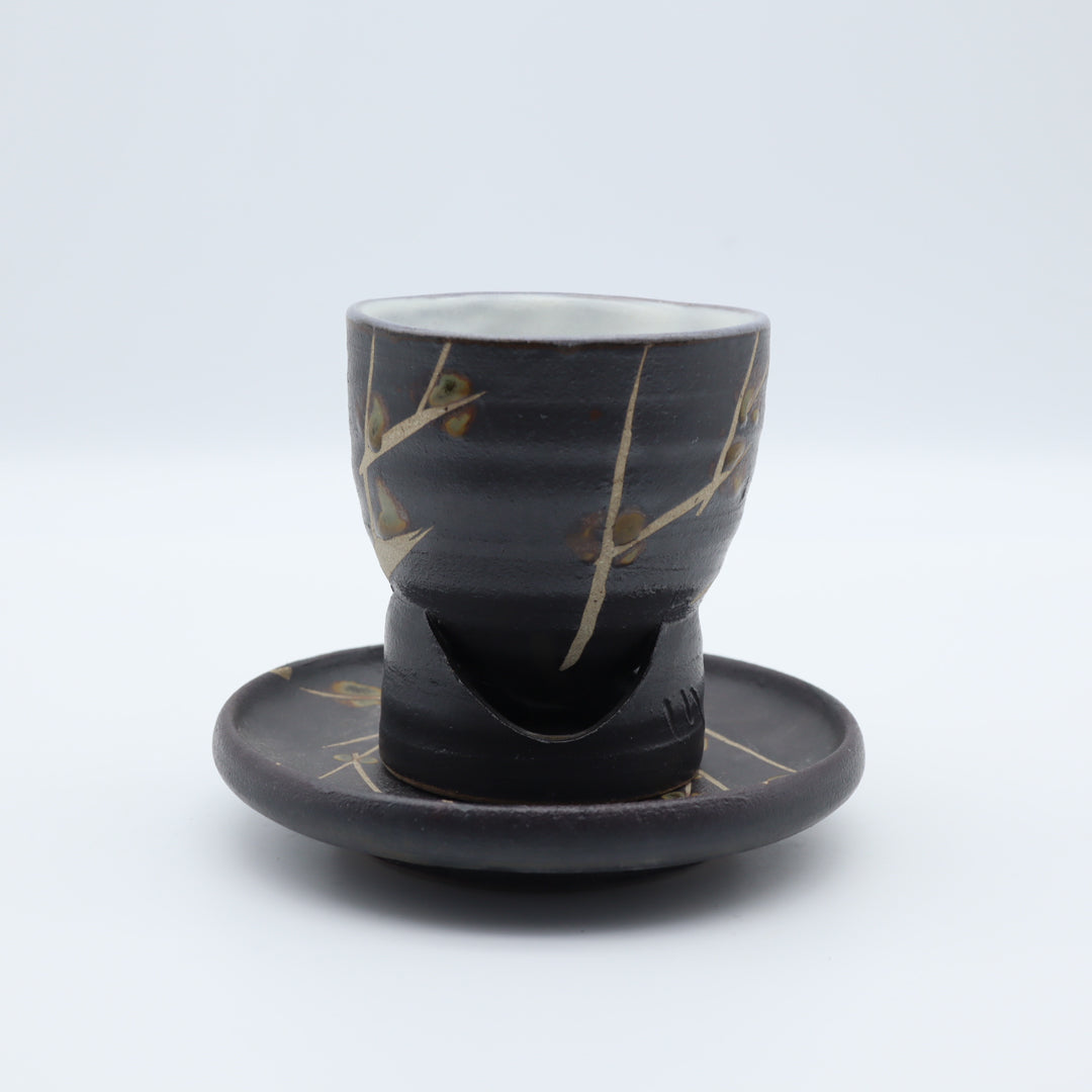 小峰尚 黒釉蝋抜台付コーヒーカップ - 茶器・コーヒー・ティー | 益子焼 陶庫