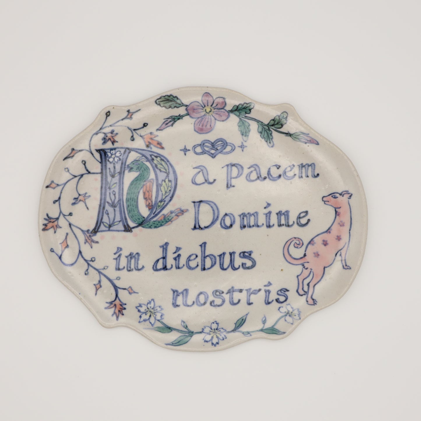 相上暁美 色絵変形皿 主よ、私達に日々平和をお与えください。 - 角皿・楕円皿 | 益子焼 陶庫