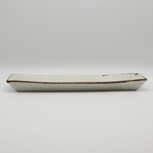 [Saito Osamu] White porcelain rectangular plate