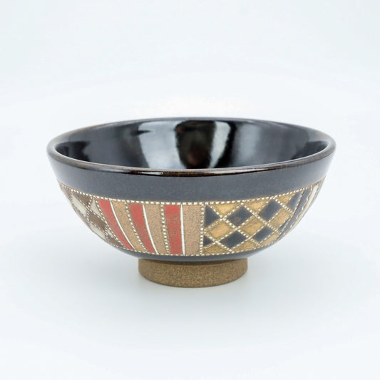 [Mukaiyama Fumiya] Inlaid glazed rice bowl with Madomon pattern