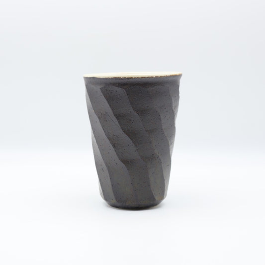[Komine Takashi] Black glaze chamfered free cup