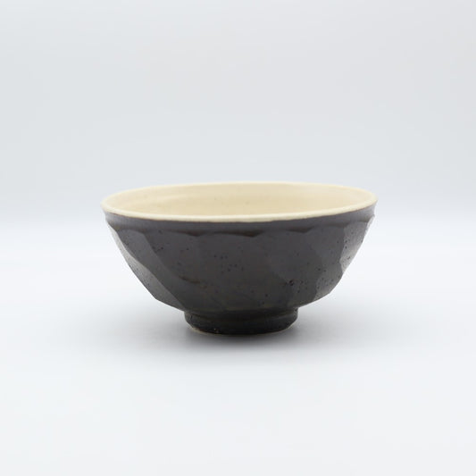 [Takashi Komine] Large black glaze beveled rice bowl