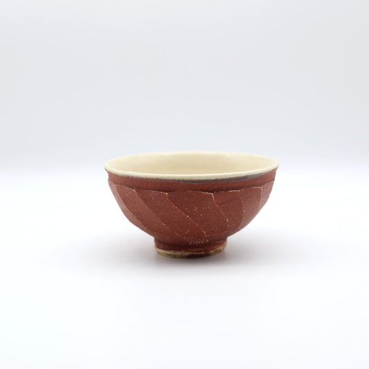 [Takashi Komine] Red makeup chamfered rice bowl small