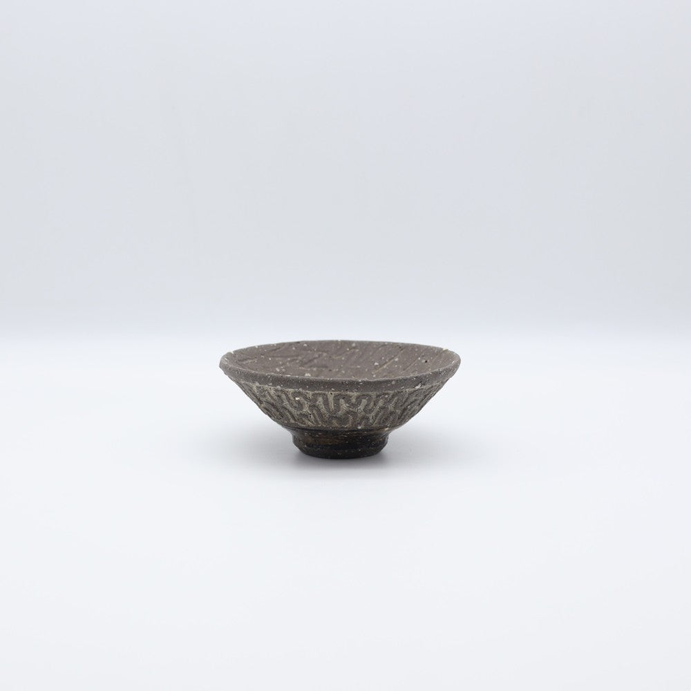 [Yoshifumi Ogino] Inlaid sake cup