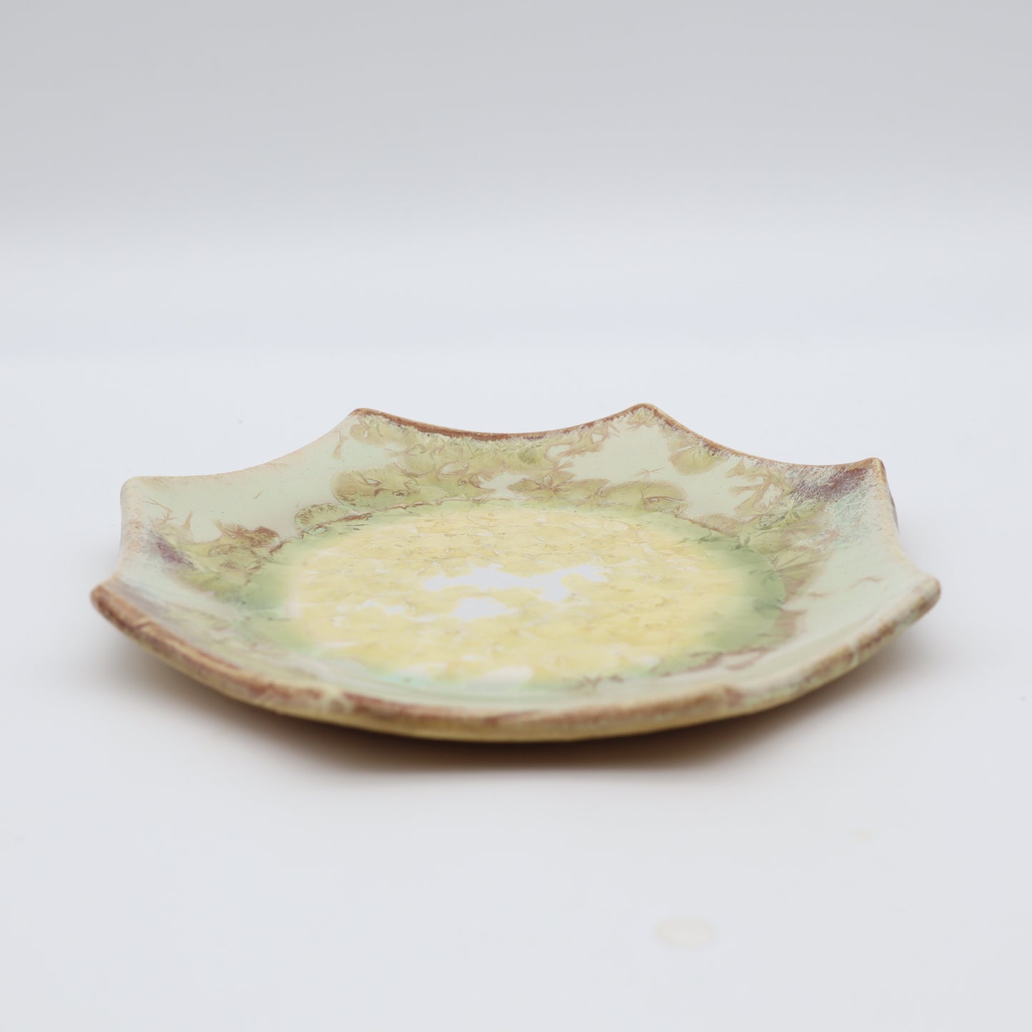 [Kazumi Mita] Octagonal Plate (Large) Olive