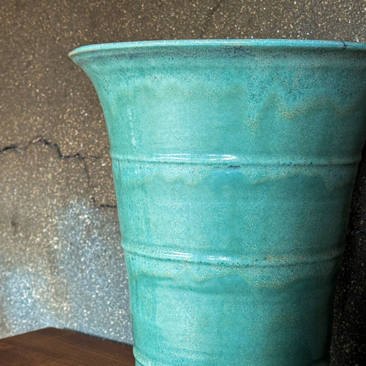 [Masataka Otsuka] Celadon glazed flower vase