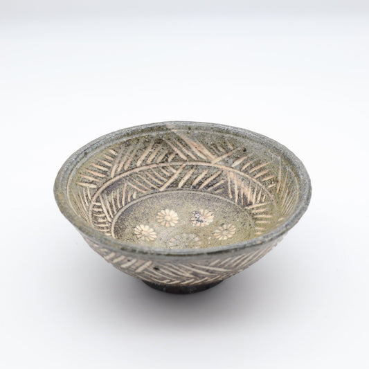 岩見晋介 彫三島旅茶碗 - 碗・飯碗 | 益子焼 陶庫