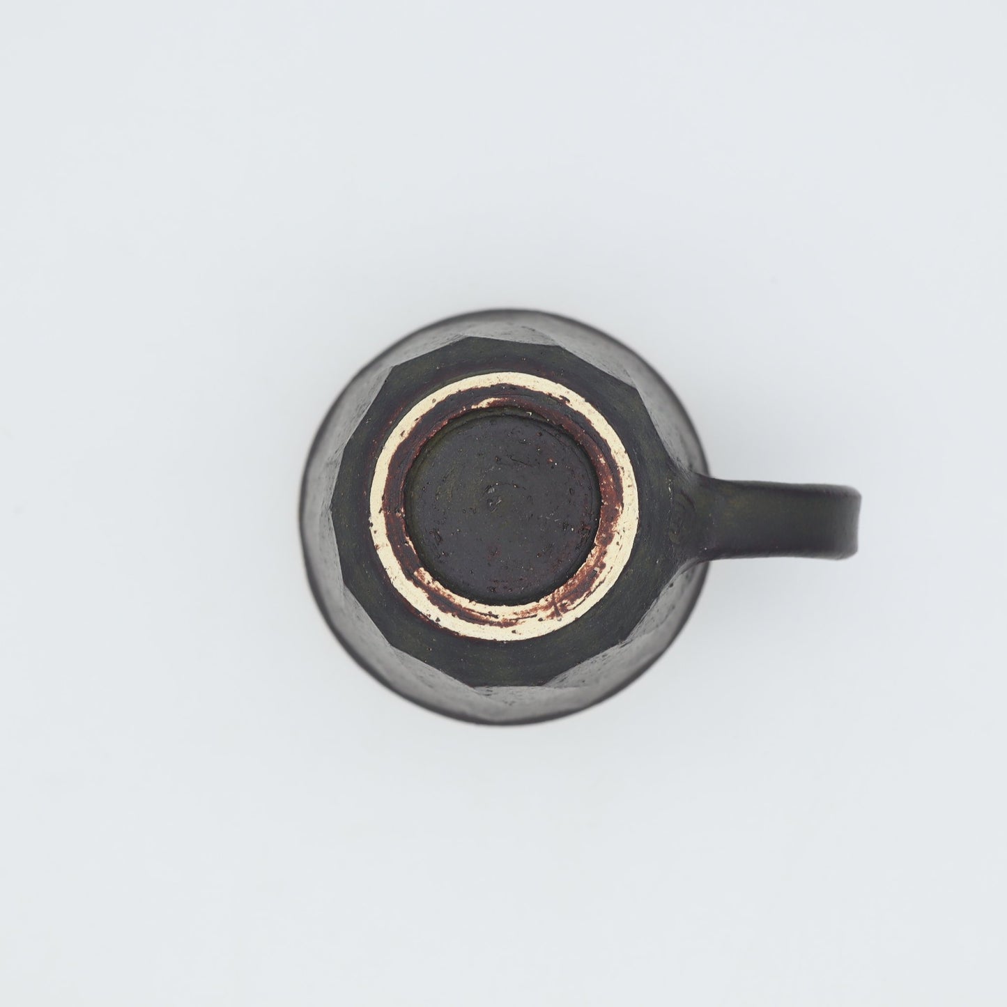 小峰尚 黒釉面取マグカップ - マグカップ・スープカップ | 益子焼 陶庫