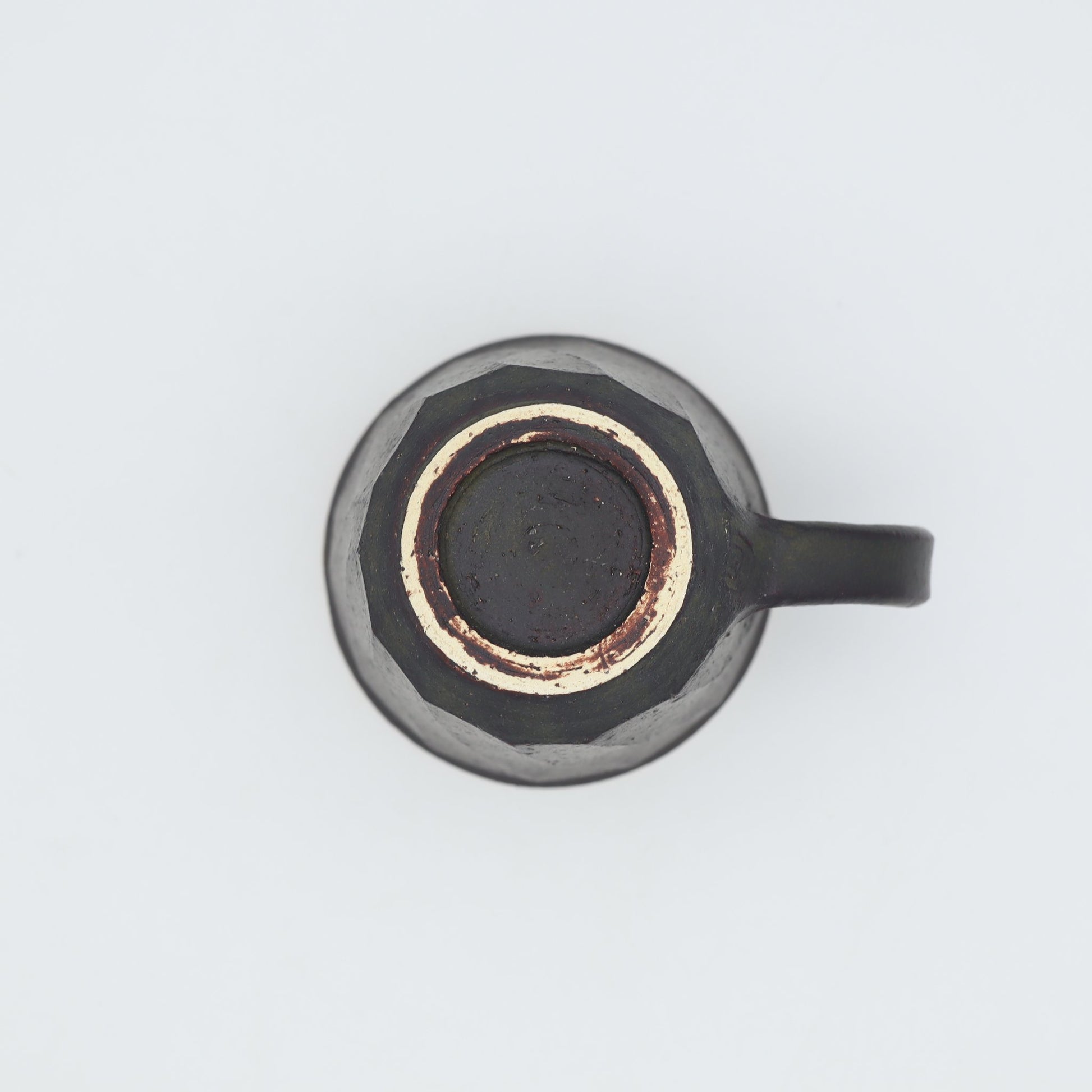 小峰尚 黒釉面取マグカップ - マグカップ・スープカップ | 益子焼 陶庫