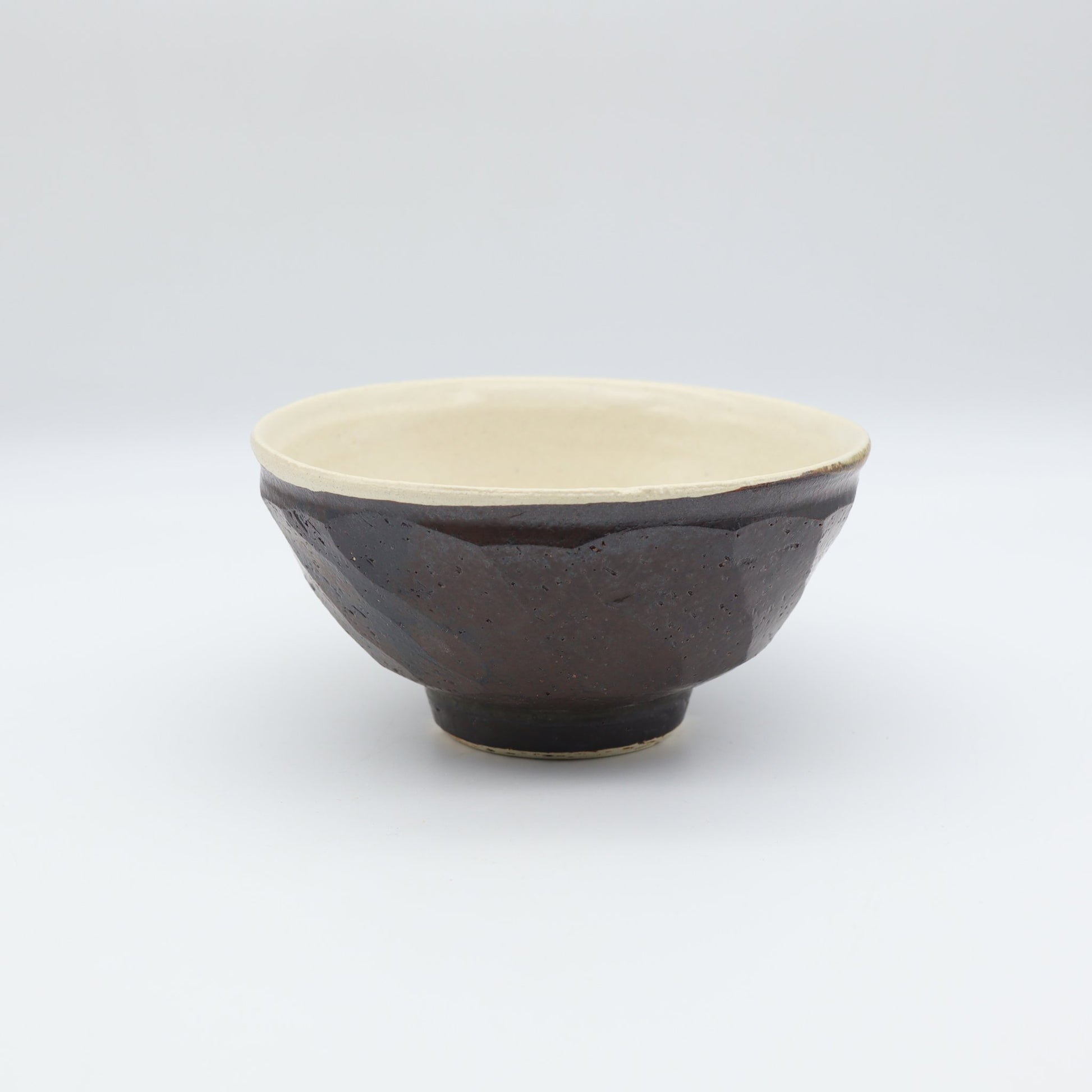 小峰尚 黒釉面取飯碗 大 - 碗・飯碗 | 益子焼 陶庫