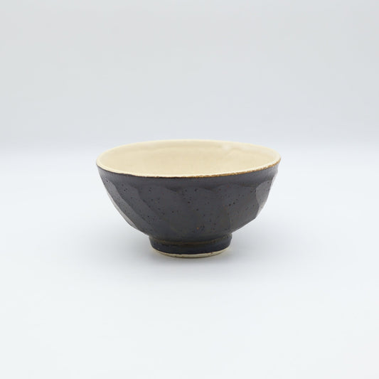 小峰尚 黒釉面取飯碗 小 - 碗・飯碗 | 益子焼 陶庫