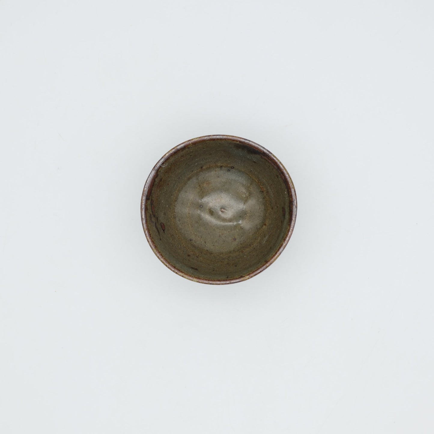 饗庭孝昌 鉄絵ぐいのみ - カップ・湯呑・猪口 | 益子焼 陶庫